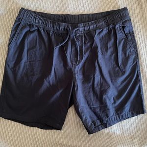(FREE if u bundle!) H&M Men’s Shorts